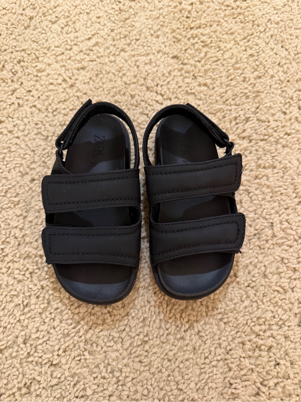 Zara Boys’ Rubberized Adjustable Sandals in Size 25